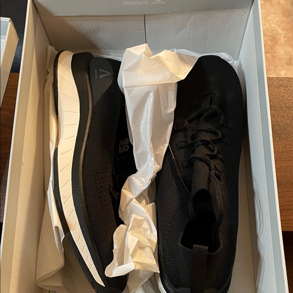 ABEO Women’s shoes size 9.5 “New”